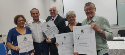 Wilson Santos com os pioneiros do curso de filosofia da UFMT