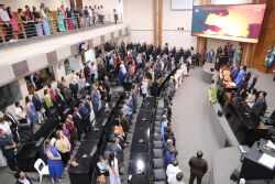 Sessão especial da ALMT homenageia personalidades com atuação em diversos segmentos