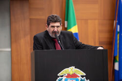 Deputado Dr. João