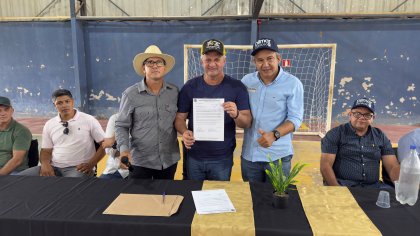 Deputado Dilmar Dal Bosco durante evento na Comunidade Lambari, em CastanheiraFoto: JUNIOR POYER