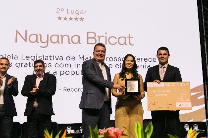 Nayana Bricat, vencedora do 2º lugar da categoria Telejornalismo.Foto: MARCOS LOPES/ALMT