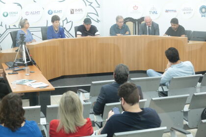 Reunião da associação dos municípios sede de usinas hidroeletricas e alagados