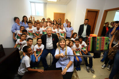 Escola Estadual Patriarca da Independência  no município de Tangará da Serra visitam a ALMT