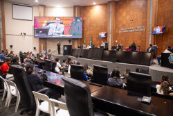 Convocação do Secretário de Educação para esclarecimentos da contratação dos professores PAPE