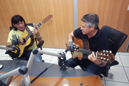 Rádio ALMT recebe os músicos Pescuma e Claudinho
