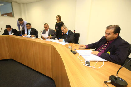 Reunião da comissão de fiscalização e acompanhamento da execução orçamentária.