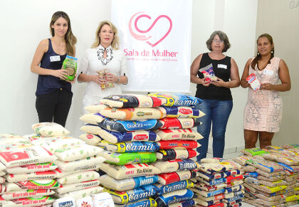 Sala da mulher realiza entrega de donativos a entidades beneficentes