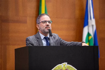 Personalidades têm trabalho reconhecido em sessão especial nesta quinta-feira