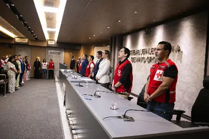 Sessão Especial Homenageia Membros da Cruz Vermelha