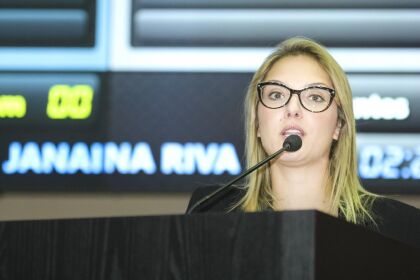 Janaina Riva ingressa com mandado de segurança contra projeto de lei 