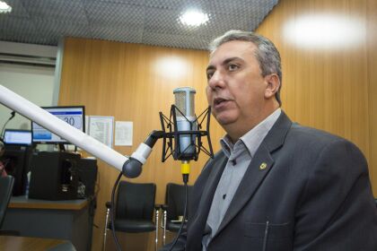 Dep. Adriano Silva na Rádio AL