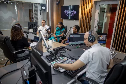 Programa Viva Voz conversa com Professor Fabrício Ferraz
