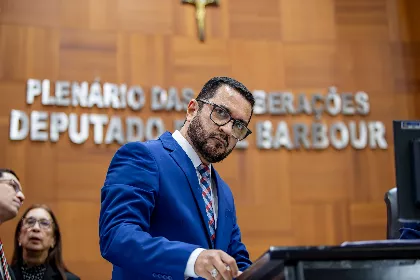 Dejamir Soares toma posse como deputado estadual