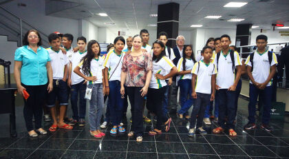 ALMT recebe os alunos da Escola Municipal de Educação Básica "Antônia Tita Maciel de Campos"