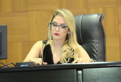 Janaina Riva critica anúncio de governador sobre não concluir o VLT