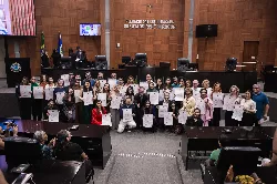 ALMT homenageia servidores da Seaf por contribuição ao desenvolvimento da agricultura familiar em MT