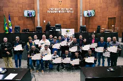 ALMT homenageia empresários e cinegrafistas de Mato Grosso
