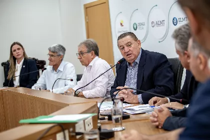 Audiência pública foi proposta pelo deputado Nininho e contou com a participação de deputados e prefeitos