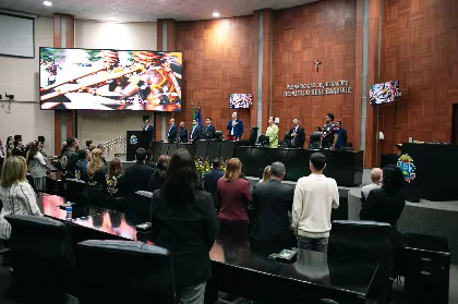 Sessão Especial para Entrega de Honrarias