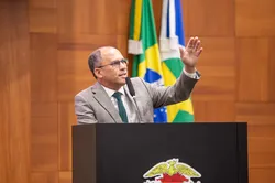 Deputado Fabinho cobra explicações da Energisa sobre falta de atendimento presencial e fechamento de posto em VG