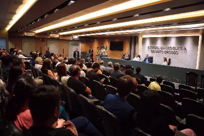 Sessão Especial de lançamento do livro "Os Segredos da História da Humanidade" de João Nolasco de Souza